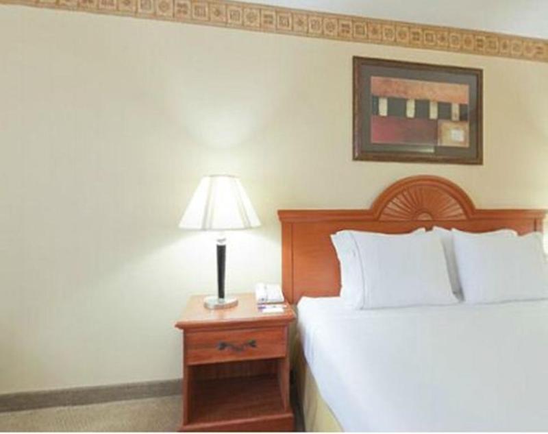 Holiday Inn Express Hotel & Suites Livermore By Ihg Luaran gambar