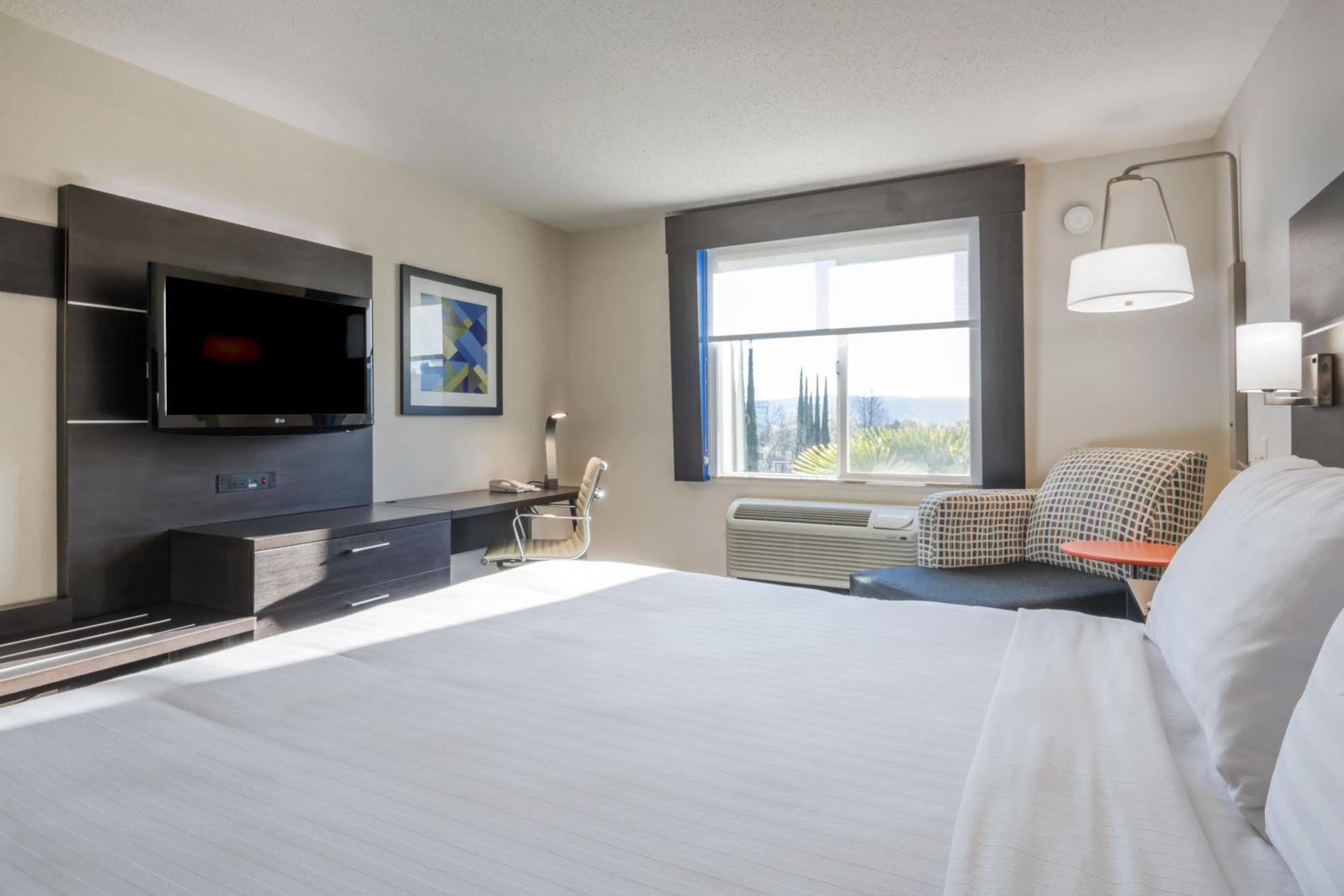 Holiday Inn Express Hotel & Suites Livermore By Ihg Luaran gambar
