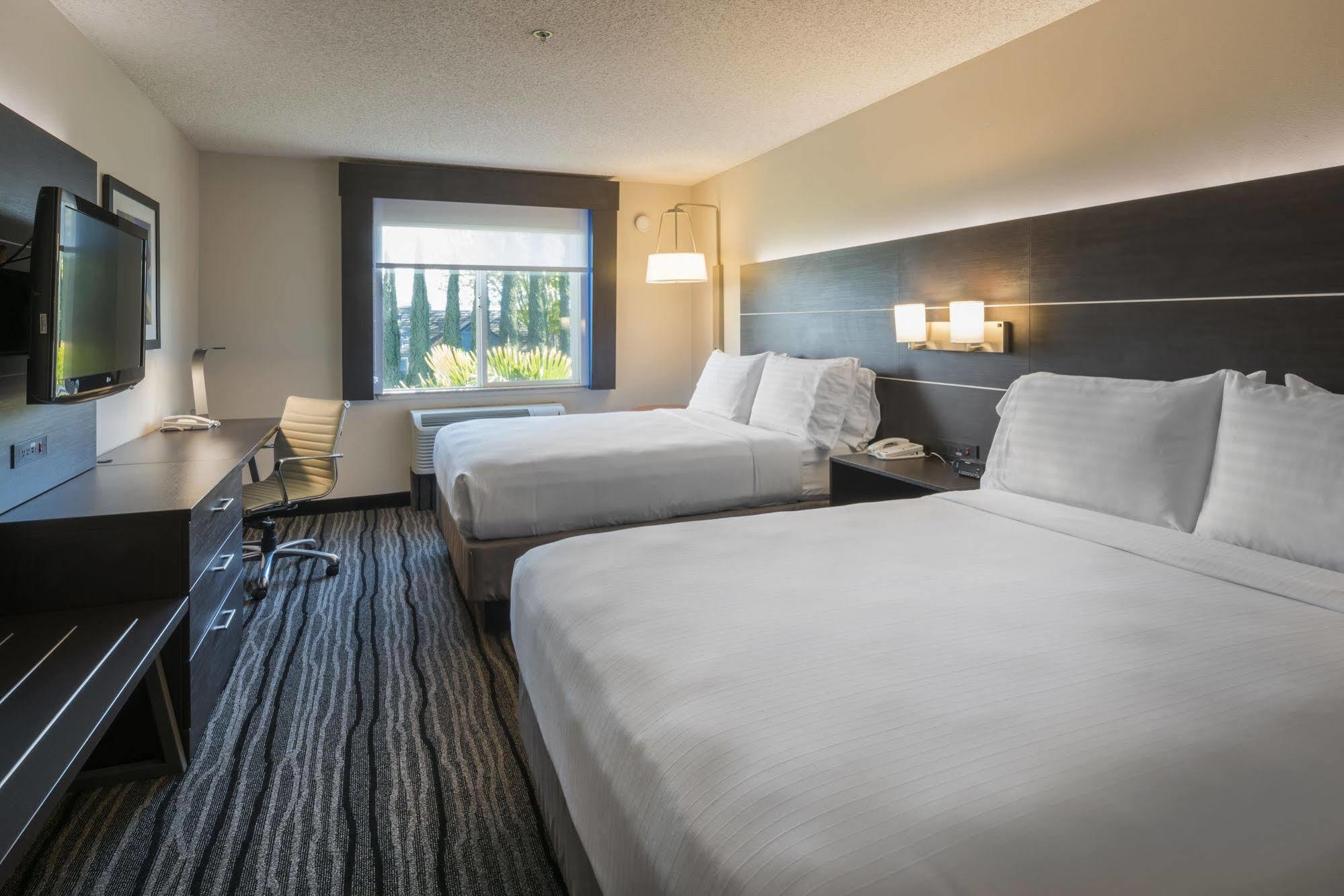 Holiday Inn Express Hotel & Suites Livermore By Ihg Luaran gambar